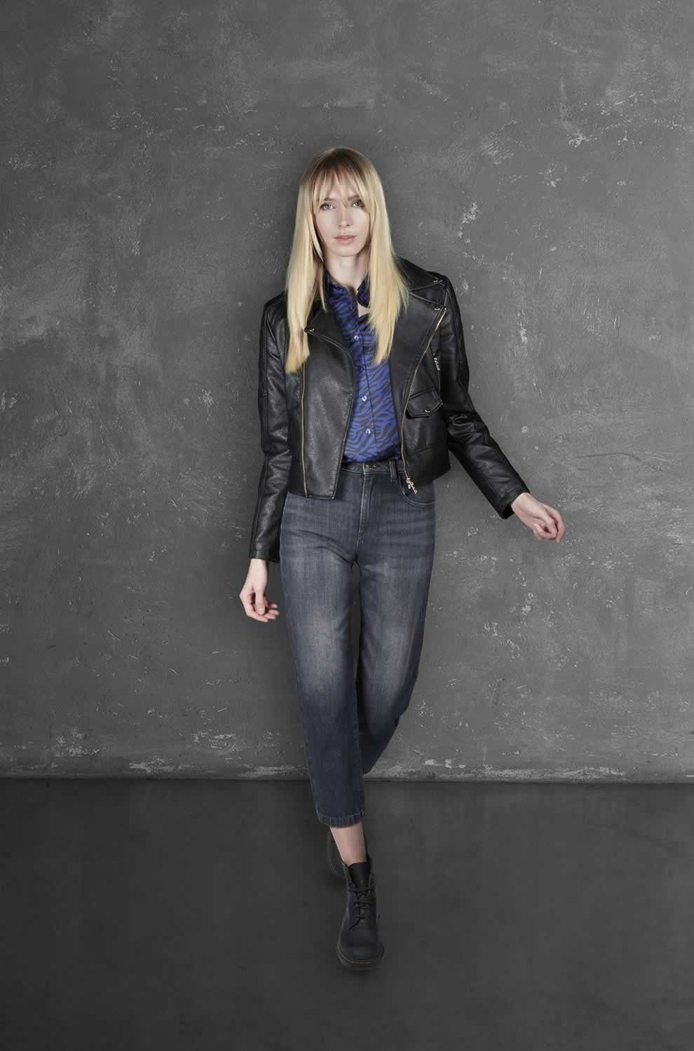 Yes Zee Black Cotton Women's High-Waisted Jean