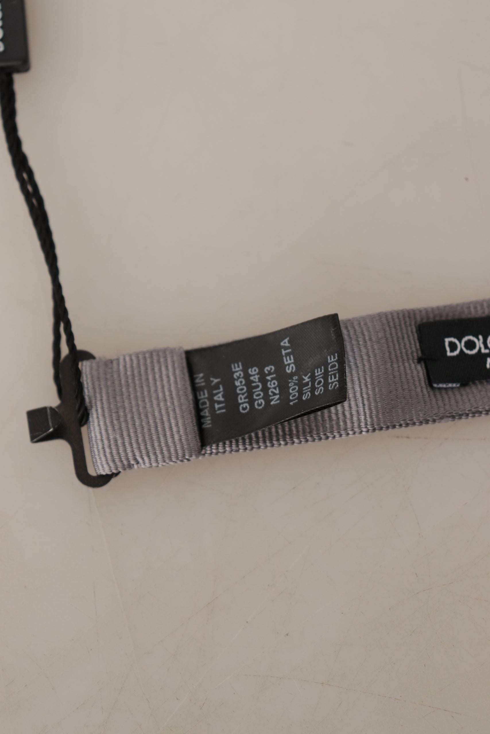 Κομψό γκρι μεταξωτό παπιγιόν Dolce & Gabbana