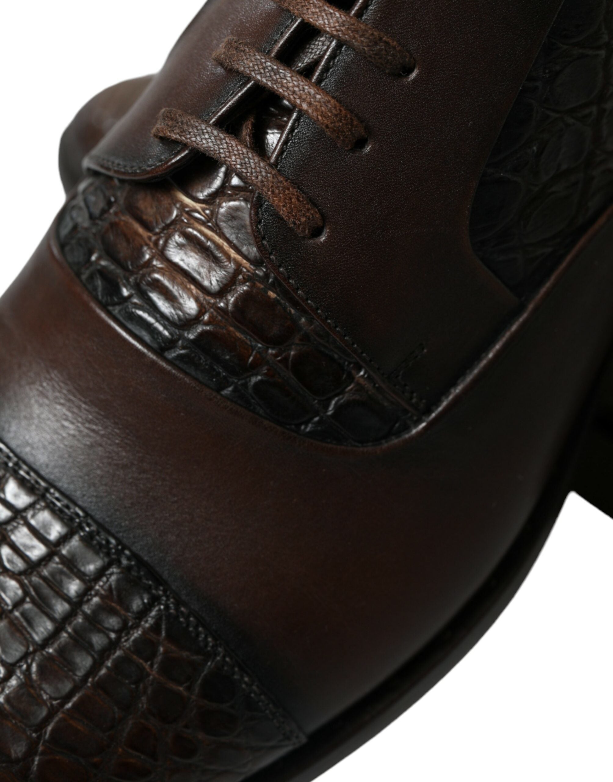 Κομψά δερμάτινα παπούτσια Oxford φόρεμα Dolce & Gabbana