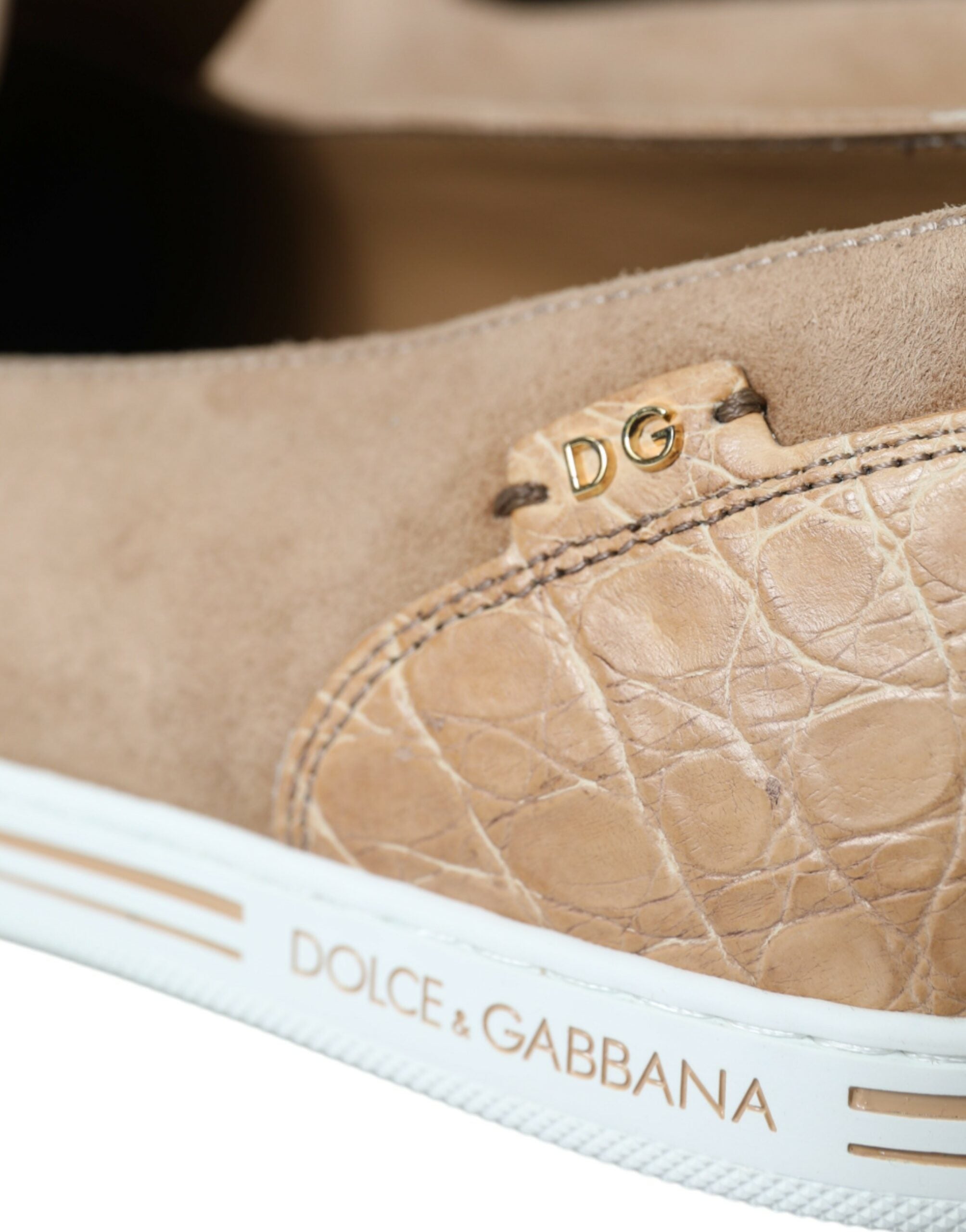 Κομψά μπεζ δερμάτινα Loafers Dolce & Gabbana