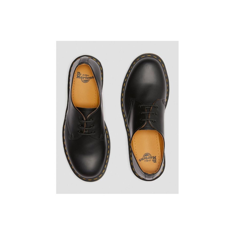 Μαύρο δερμάτινο ίσιο παπούτσι Dr. Martens