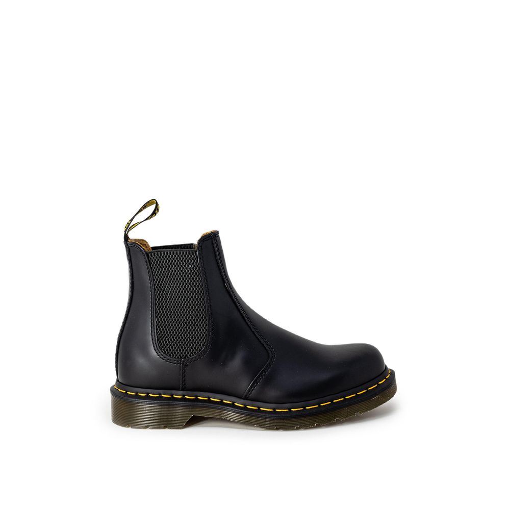 Μαύρη δερμάτινη μπότα Dr. Martens