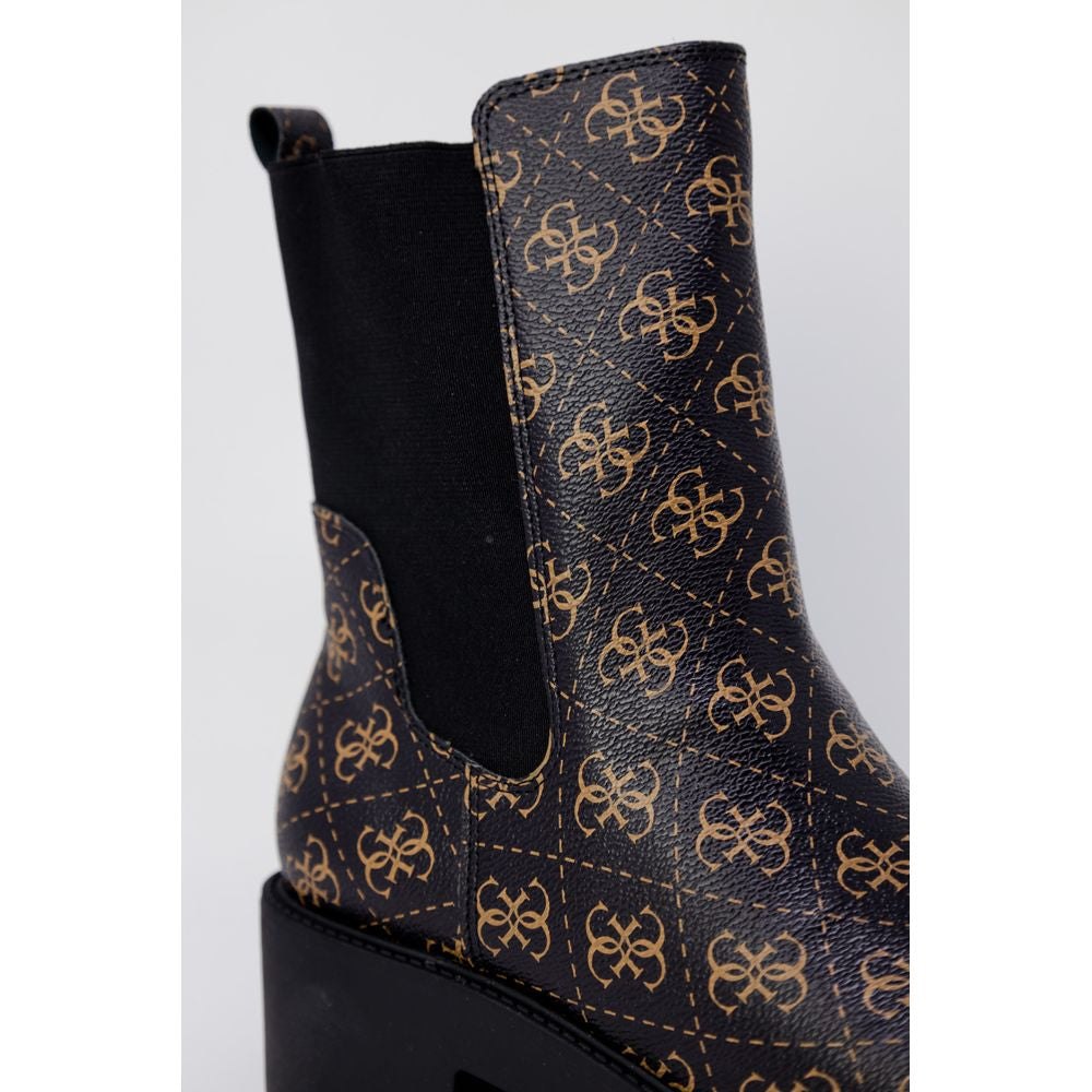 Μαύρη δερμάτινη μπότα Guess