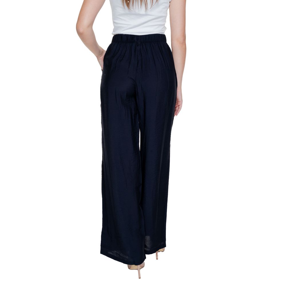 Vero Moda Μαύρο τζιν και παντελόνι βισκόζης