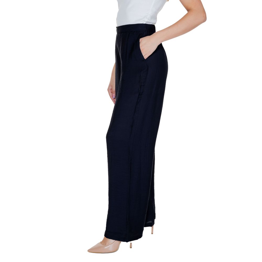 Vero Moda Μαύρο τζιν και παντελόνι βισκόζης