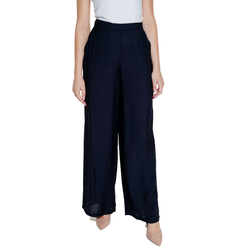 Vero Moda Μαύρο τζιν και παντελόνι βισκόζης