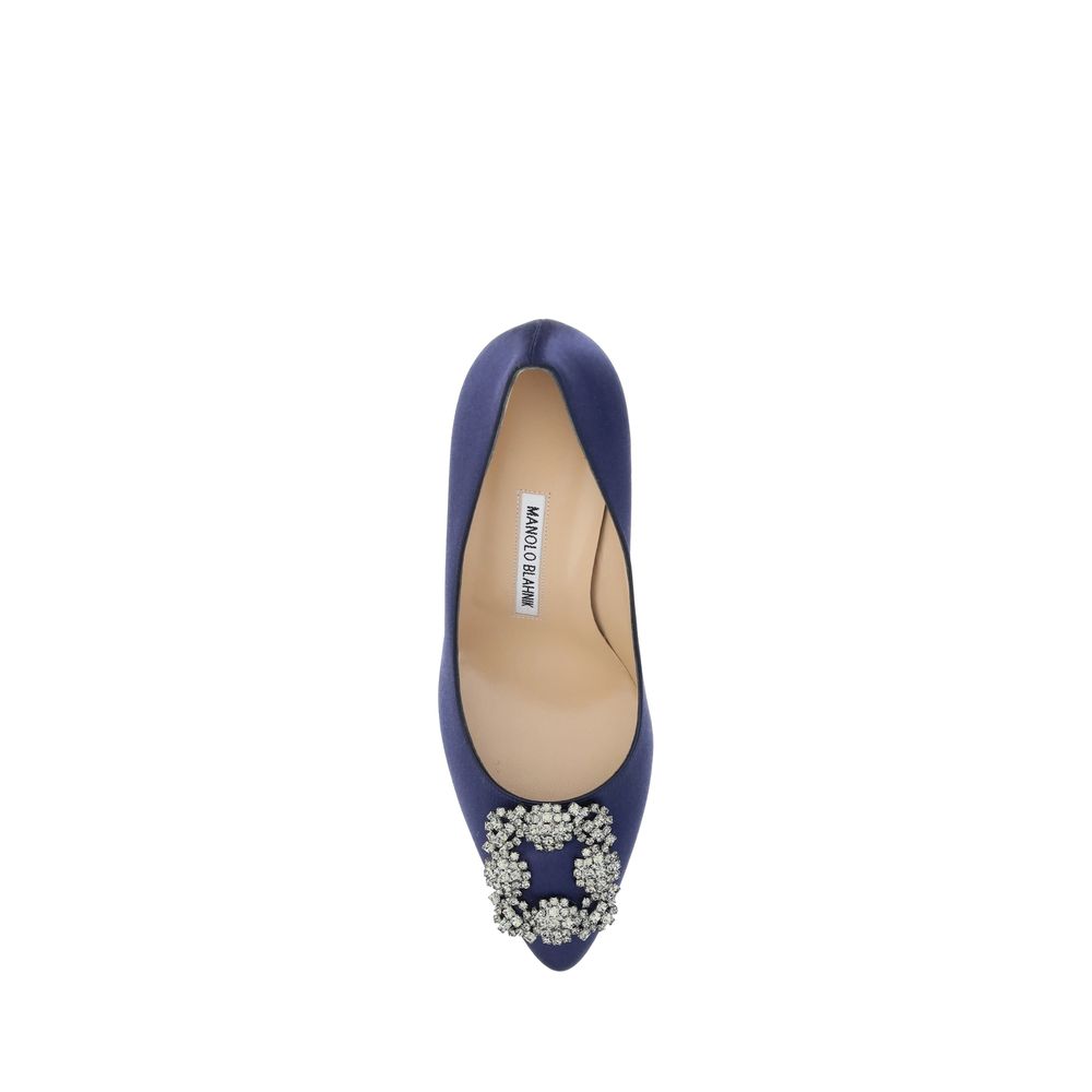 Γόβες Manolo Blahnik Hangisi