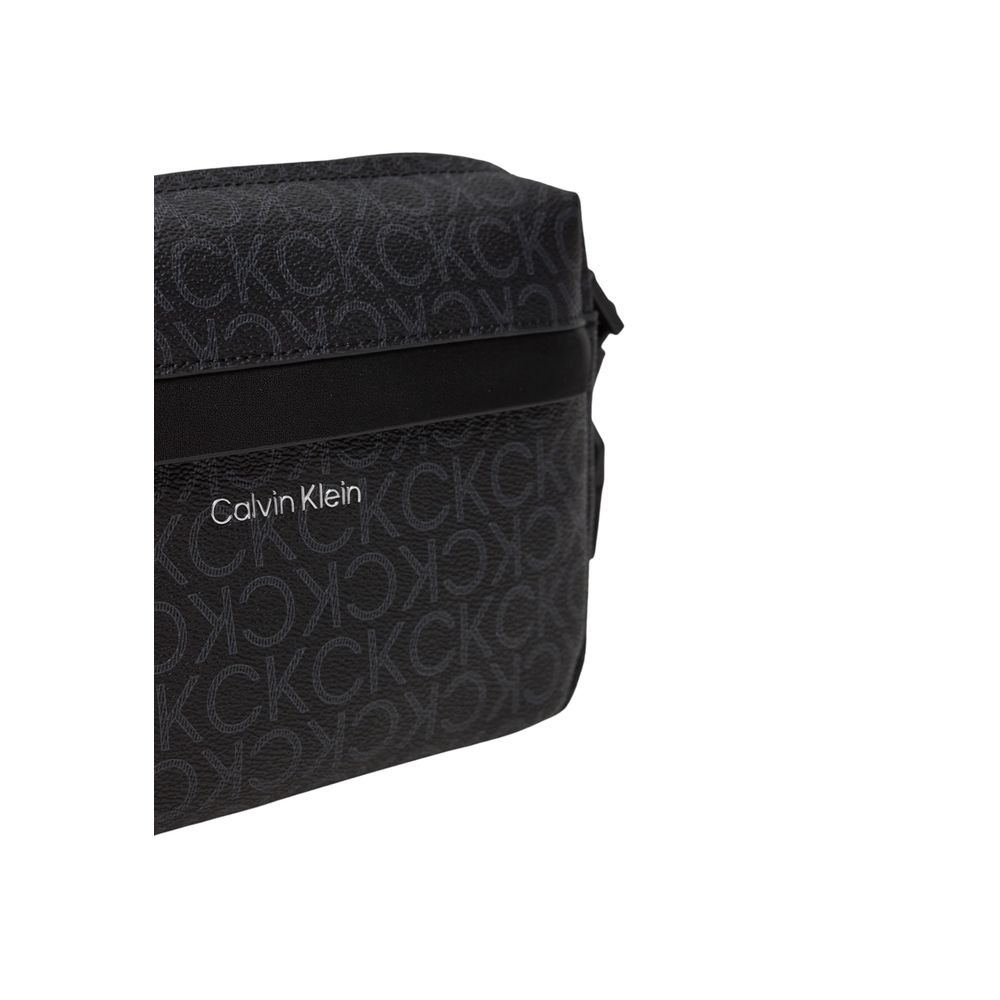 Calvin Klein Μαύρη τσάντα από ανακυκλωμένο πολυεστέρα