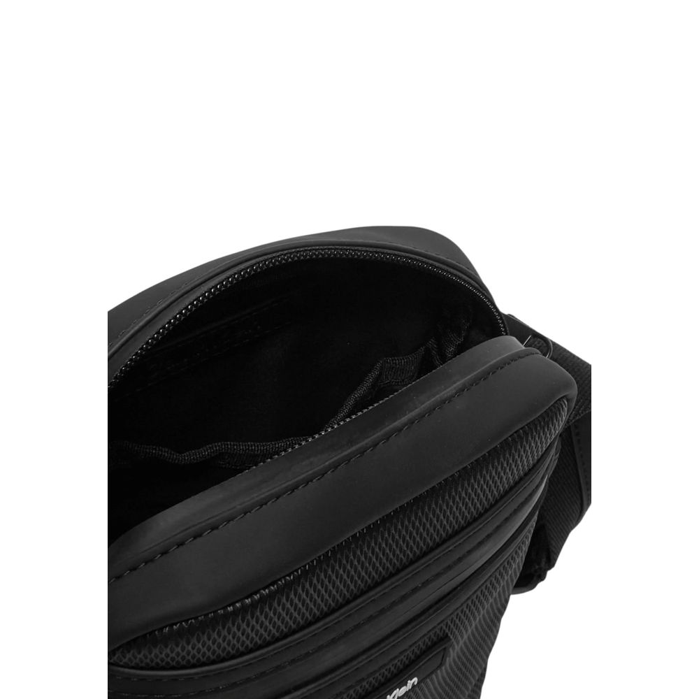 Calvin Klein Μαύρη τσάντα αγγελιαφόρου πολυαιθυλενίου