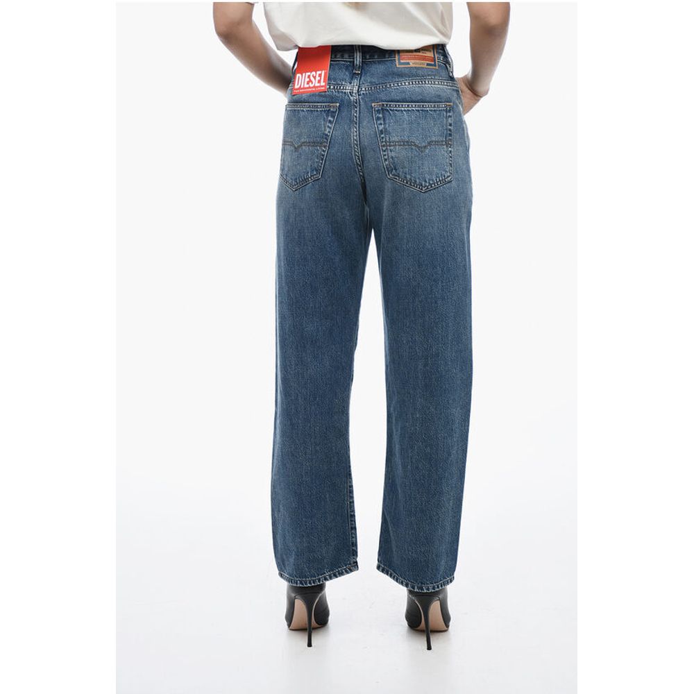 Diesel Loose-fit D-REGGY Denims with Straight Leg L.32