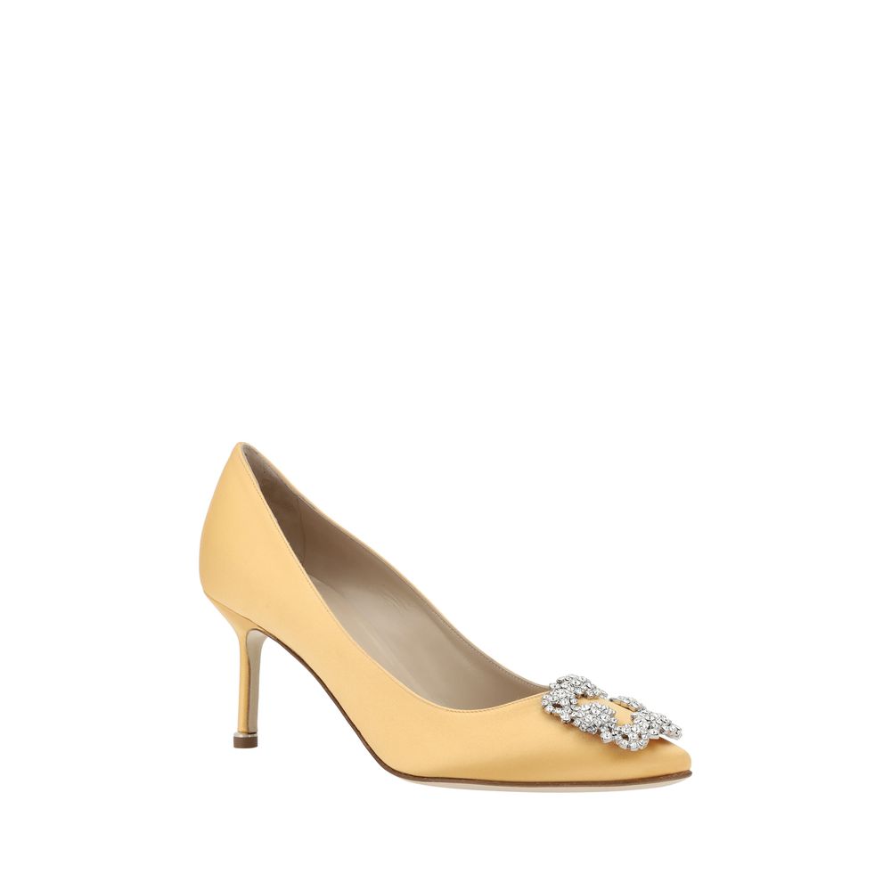 Γόβες Manolo Blahnik Hangisi