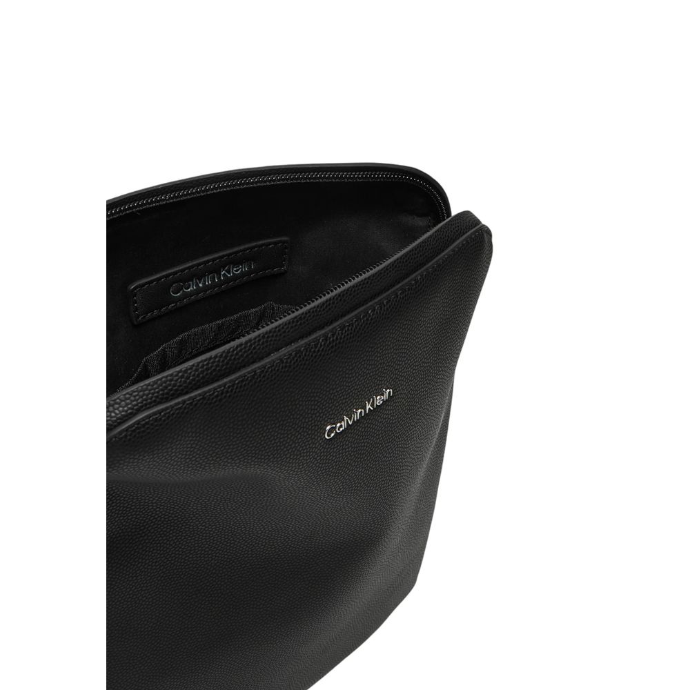 Calvin Klein Μαύρη τσάντα αγγελιοφόρου από ανακυκλωμένο πολυεστέρα