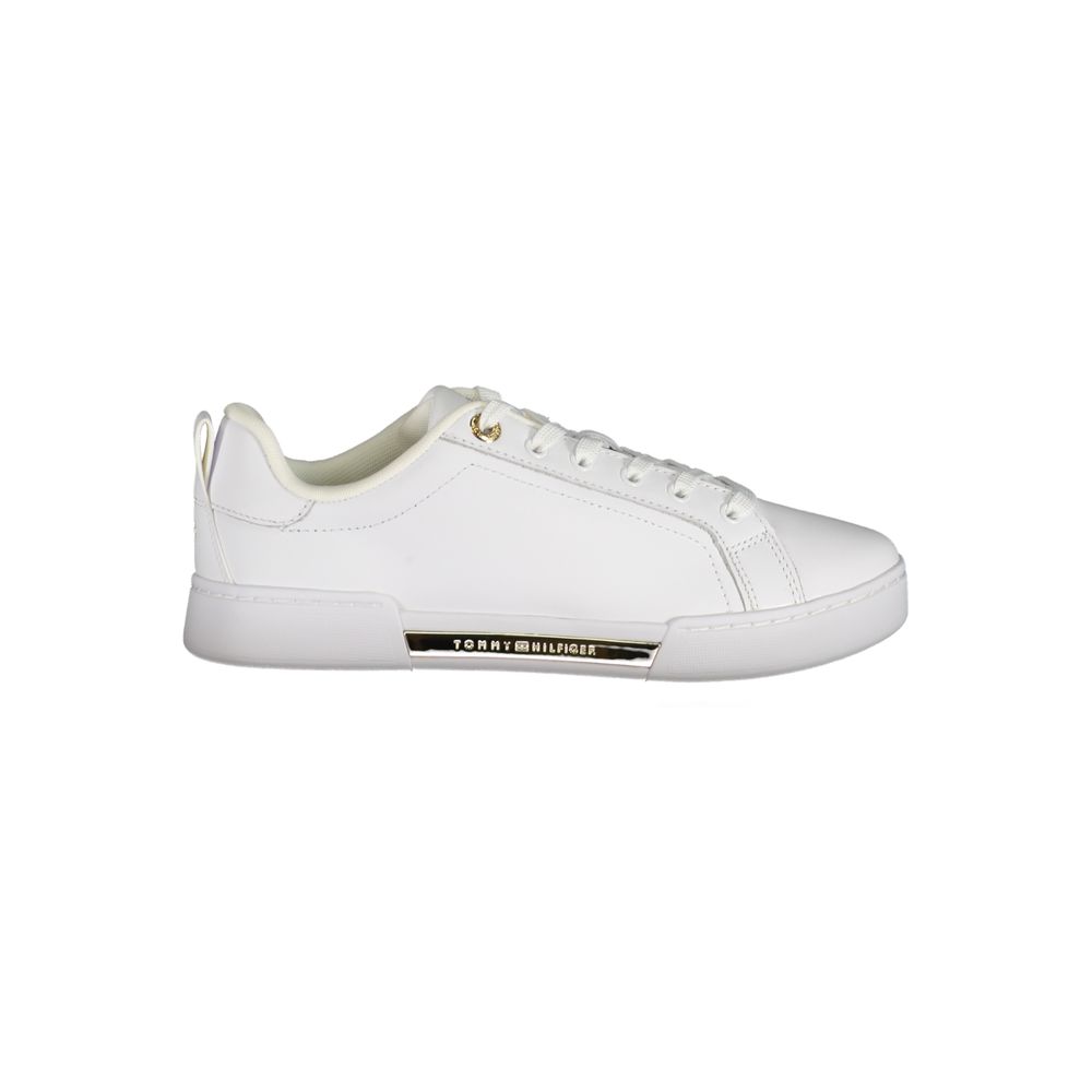 Tommy Hilfiger Chic White Lace-Up Sneakers με λεπτομέρεια αντίθεσης