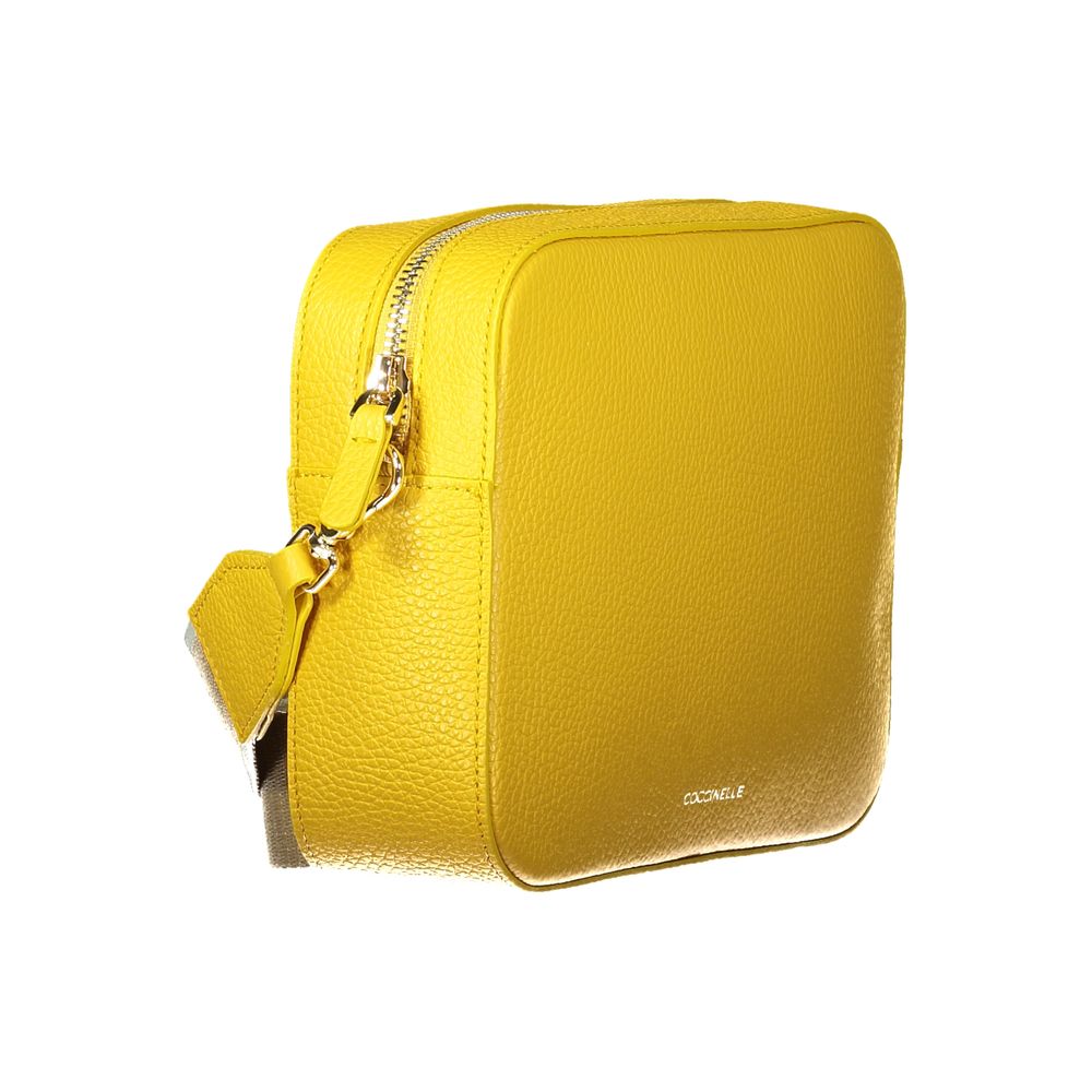 Δερμάτινη γυναικεία τσάντα Coccinelle Yellow